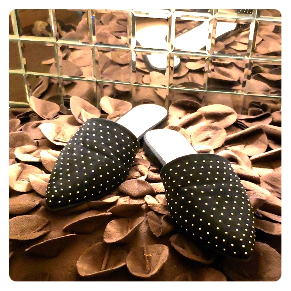 Steven Maden black and gold studded Mules